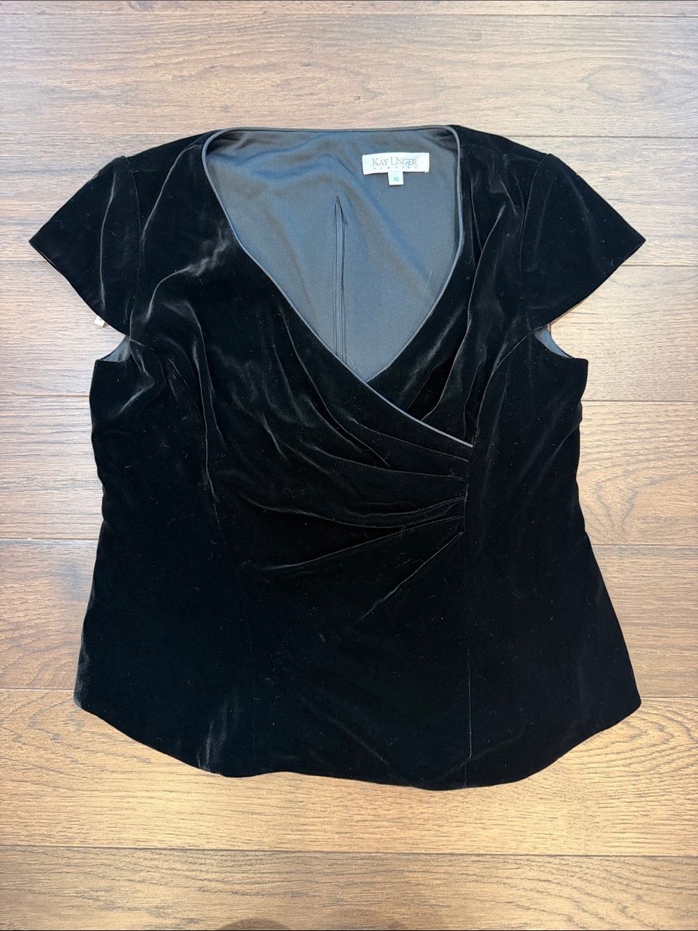 Kay Unger Black Velvet Surplice Cap-Sleeve Blouse Size 10 - C76-082
